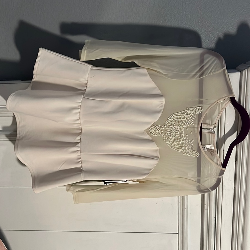 NWT sweetheart neckline peplum blouse